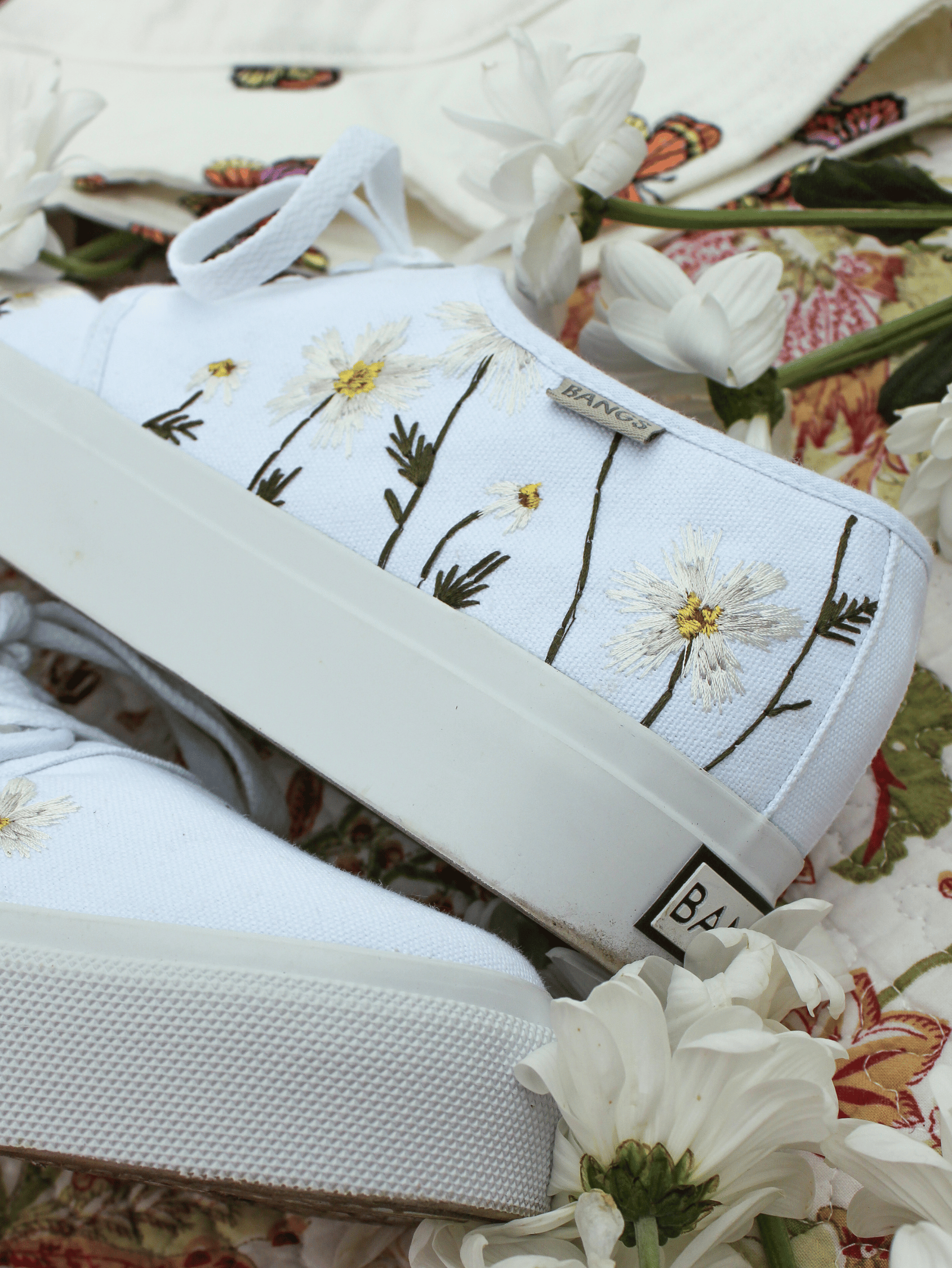 Daisy Dreams Platform Low Top Sneakers | Vegan Footwear | | Embroidered Canvas Mens 3.5 | Womens 5