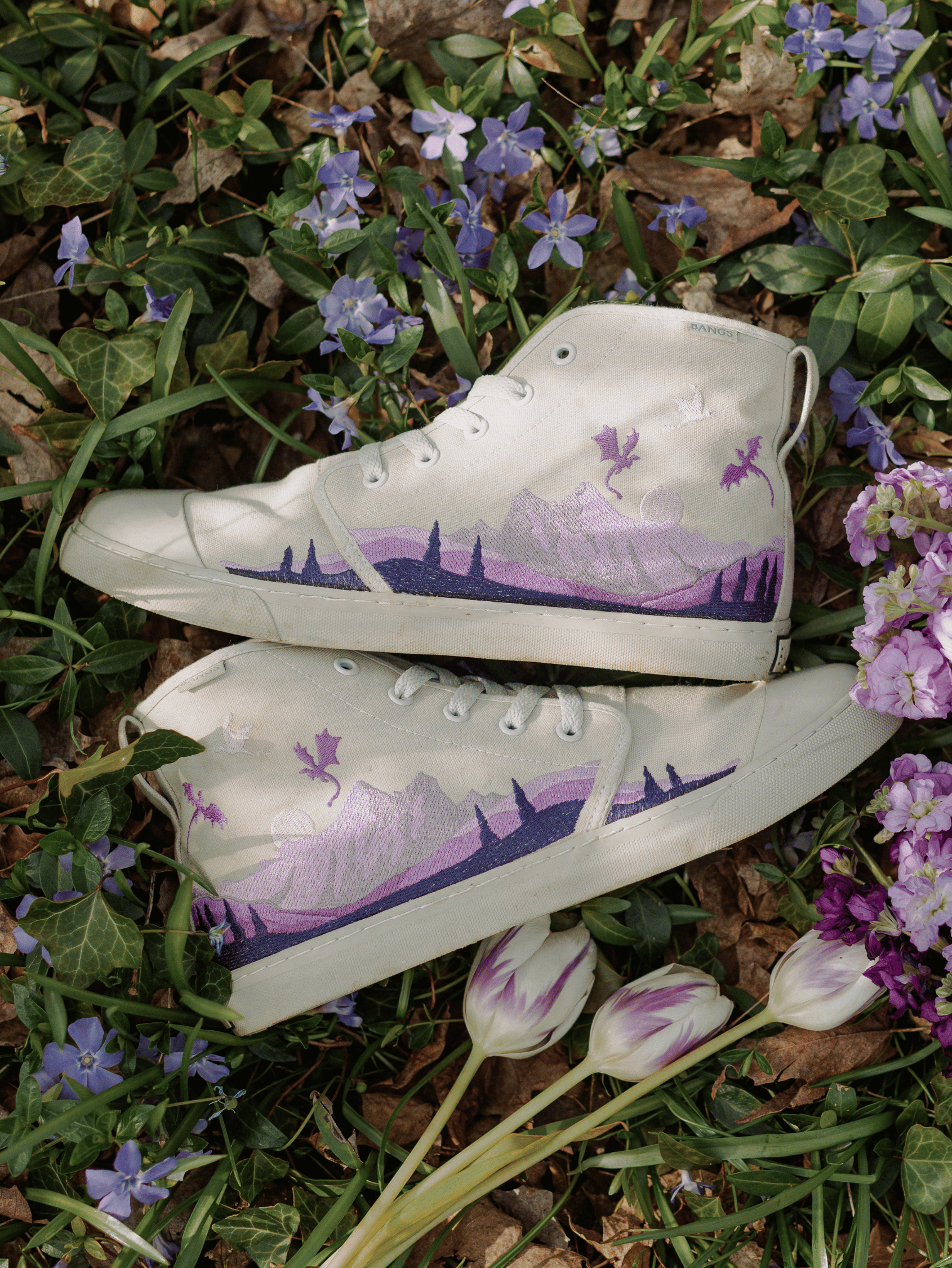 muchaです Foggy Mountain High Top Sneakers | BANGS Shoes | Embroidered