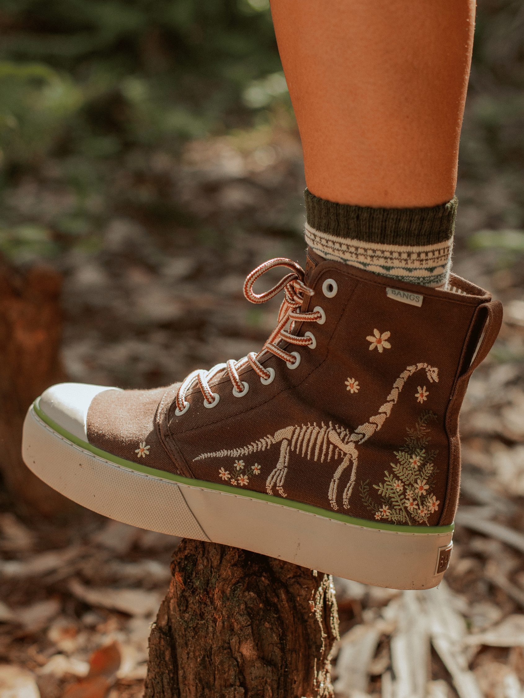 bangs succulent shoes Fossils and Florals Platform High Top Mens 3.5 | Womens 5