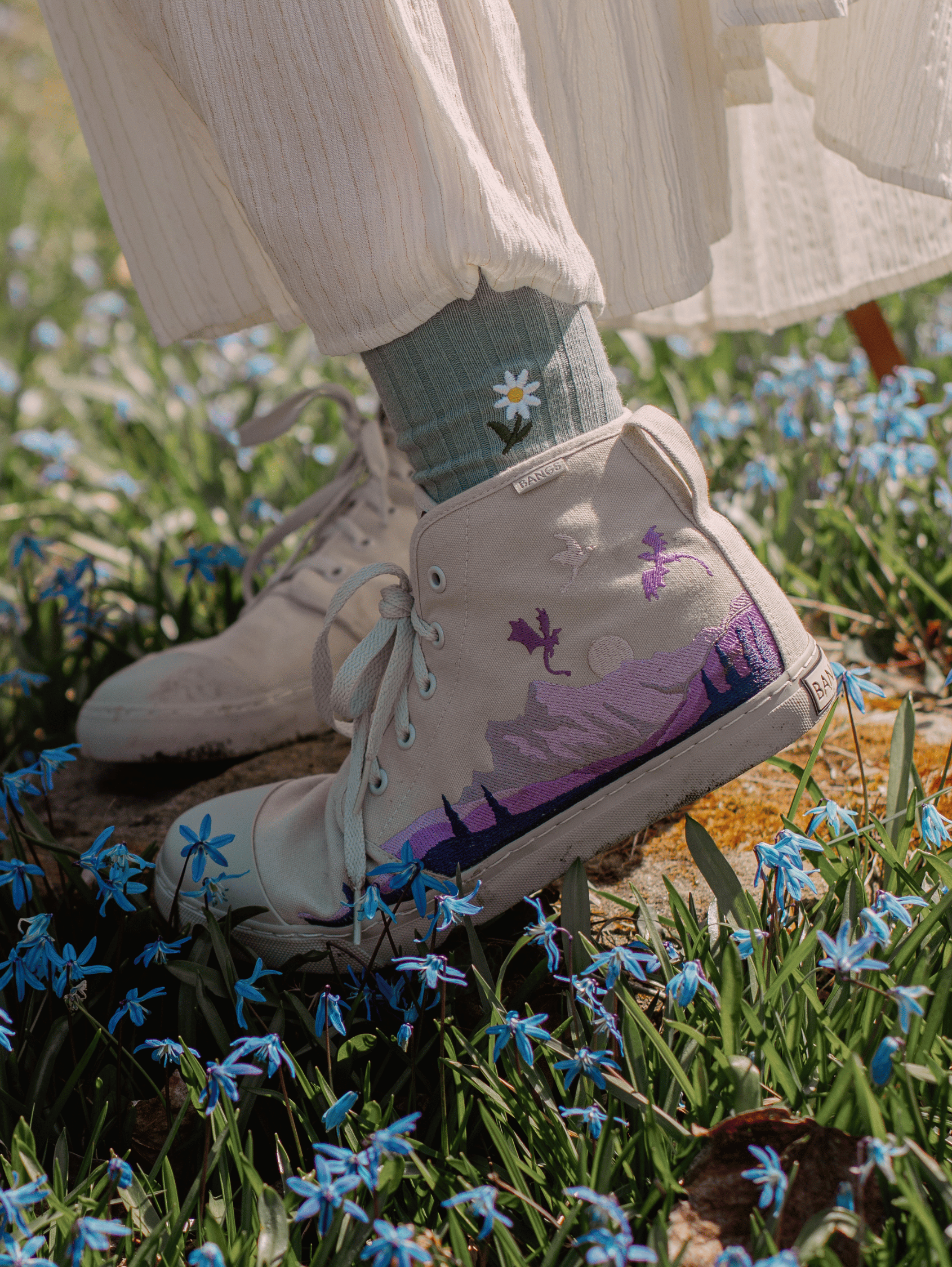 muchaです Foggy Mountain High Top Sneakers | BANGS Shoes | Embroidered