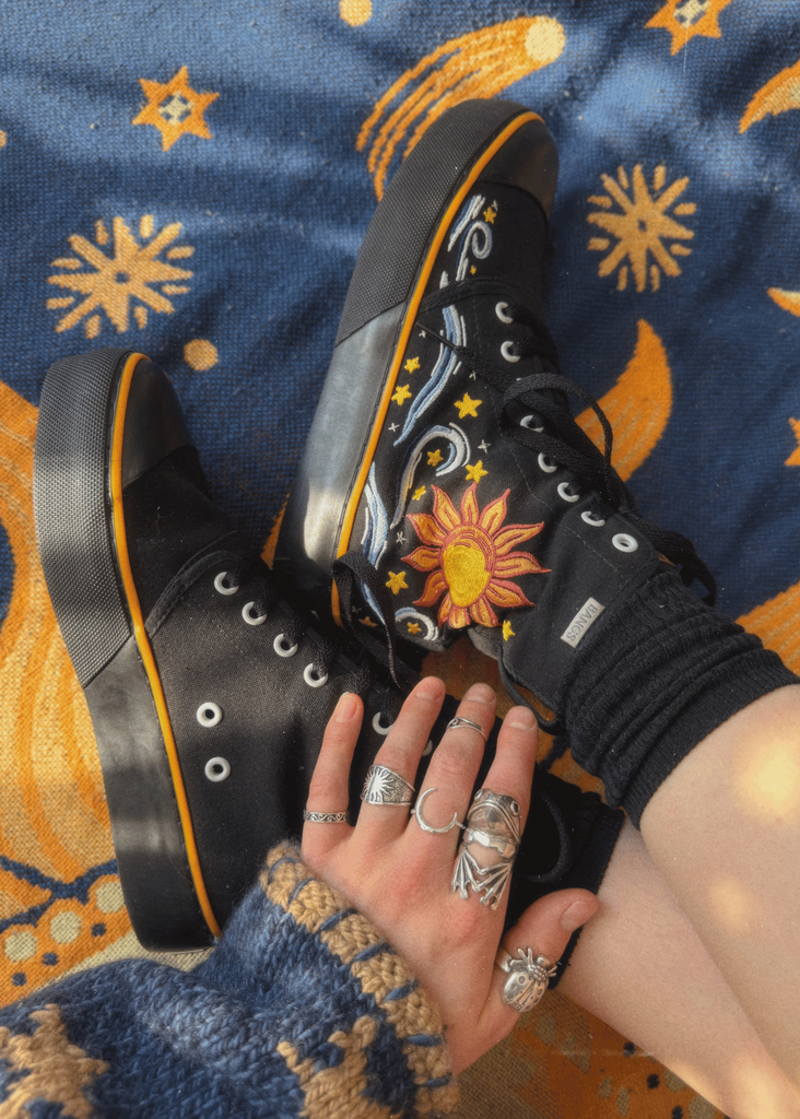 Onyx Dawn to Dusk Platform High Top – BANGS Shoes