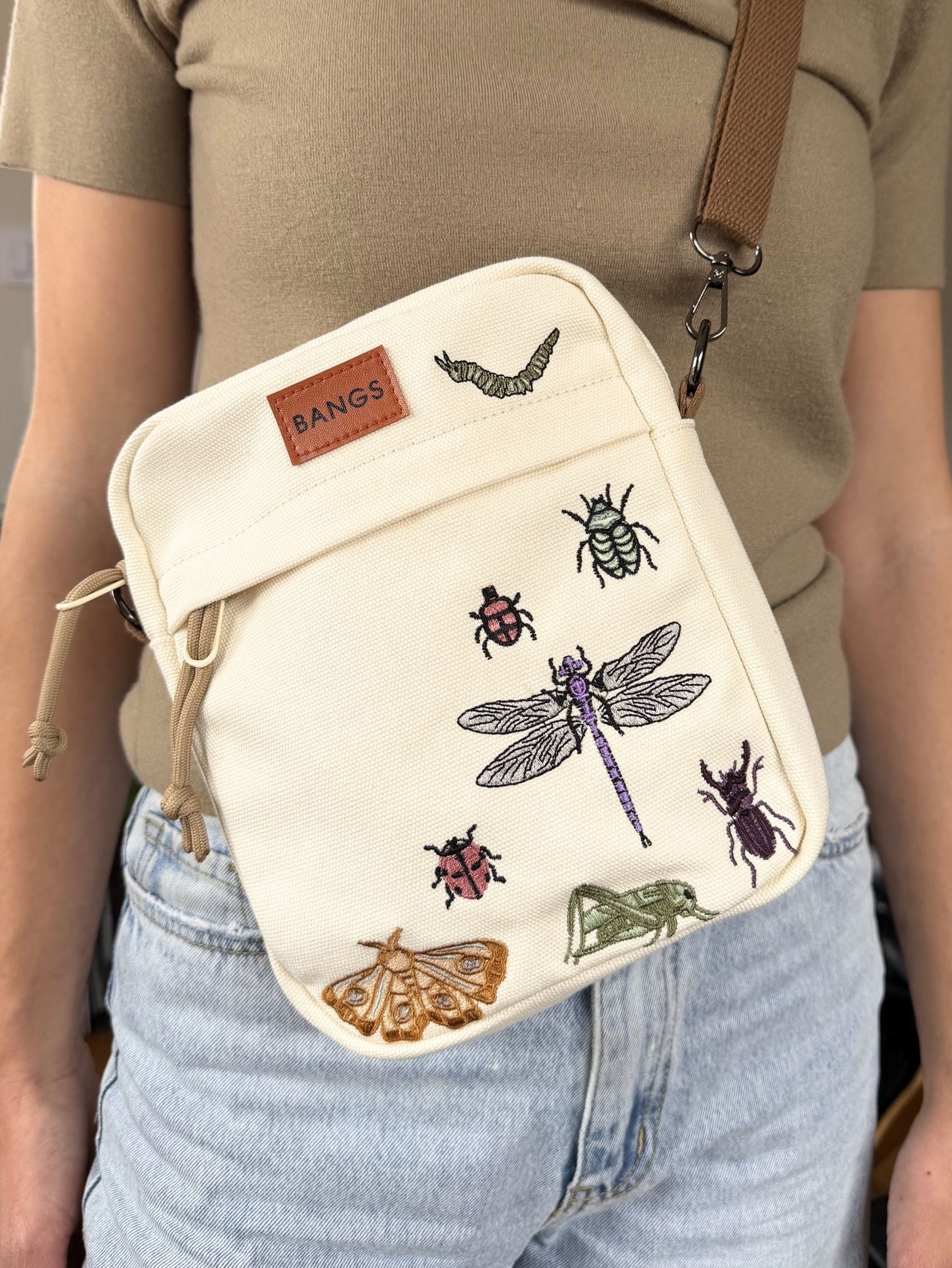 Backyard Bug Crossbody Bag – BANGS Shoes