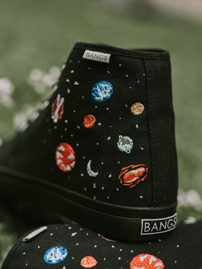 Converse top universe shoes
